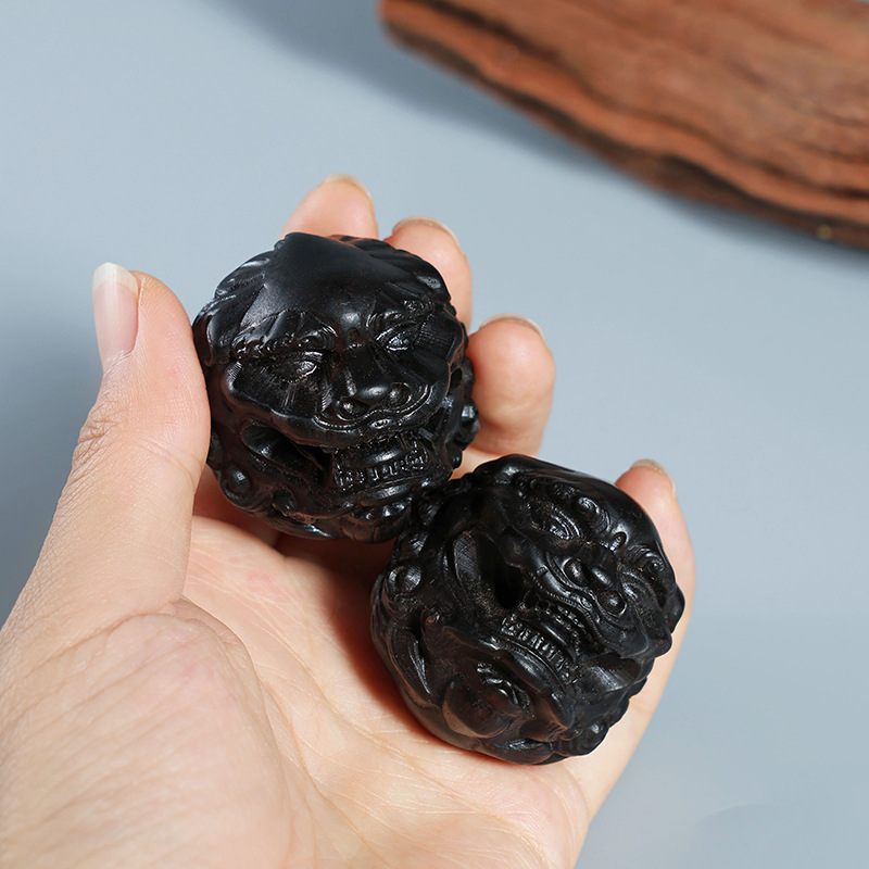 中国黒檀彫刻の覚醒獅子ハンドマッサージボール、家の装飾アート - Art Craft Lion のレビューと価格