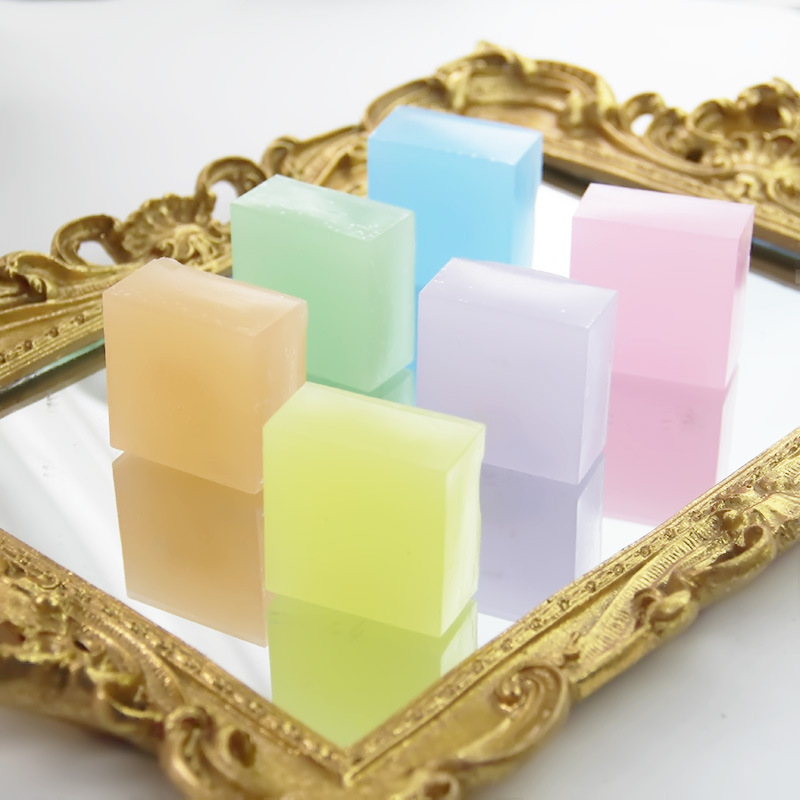 低温60 ℃   半完全に精製された粒状パラフィンブロックは - Candle Making Wax のレビューと価格